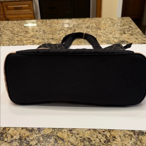 Bradford Exchange Cavalier King Charles Quilted Tote Bag Paw Prints on My Heart - Picture 5 of 9